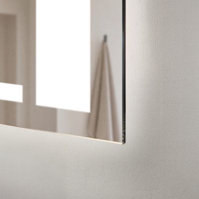 Badezimmerspiegel mit Licht - M546L4